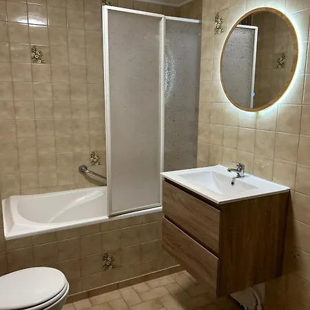 Lejlighed Reve Divin T4 Avec Parking-barbecue-laverie-bagagerie-salle De Sport-aire De Jeux-climatise Lourdes