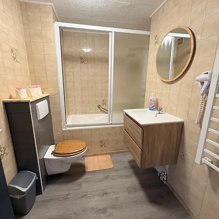 Reve Divin T4 Avec Parking-barbecue-laverie-bagagerie-salle De Sport-aire De Jeux-climatisé